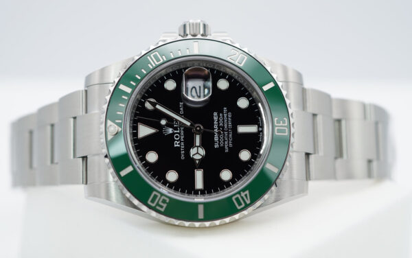 Rolex 126610LV SUBMARINER 41 GREEN MK1 BEZEL STARBUCKS 2023 WARRANTY FULL SET - Image 10
