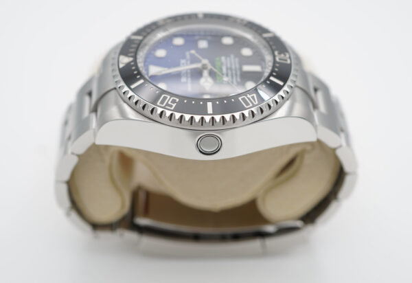 Rolex 126660 DEEPSEA D BLUE DIAL JAMES CAMERON 2020 WARRANTY COMPLETE SET - Image 4