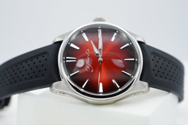 H. Moser & Cie PIONEER CENTRE SECONDS MAD RED DIAL 2022 COMPLETE SET - Image 10