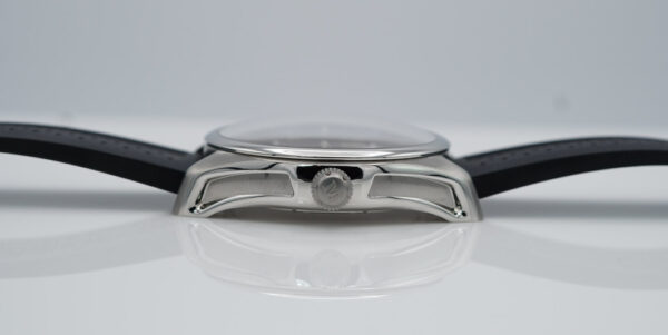 H. Moser & Cie PIONEER CENTRE SECONDS MAD RED DIAL 2022 COMPLETE SET - Image 3