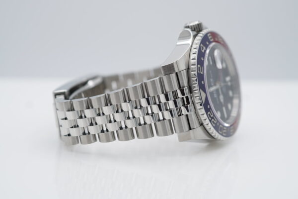 Rolex 126710BLRO PEPSI GMT MASTER II RED BLUE BEZEL JUBILEE BAND 2021 FULL SET - Image 6