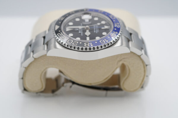 Rolex 126710BLNR GMT MASTER II BLACK BLUE BEZEL NEW MODEL 2023 FULL SET - Image 4