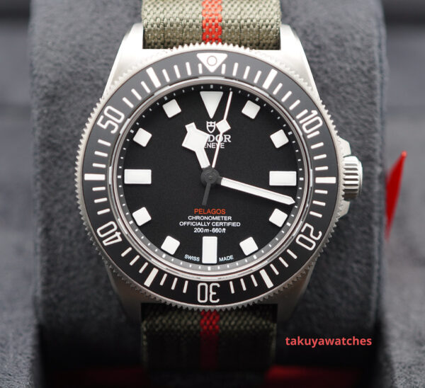 BRAND NEW Tudor PELAGOS FXD BLACK 25717N US NAVY TITANIUM 2023 COMPLETE SET