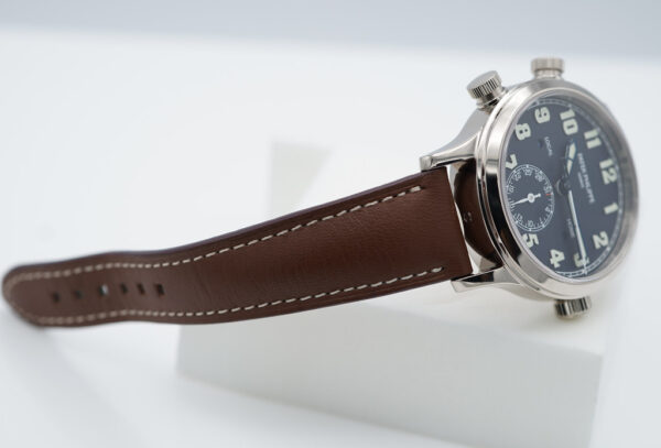 Patek PHILIPPE 7234G WHITE GOLD CALATRAVA PILOT TRAVEL TIME BLUE DIAL FULL SET - Image 5