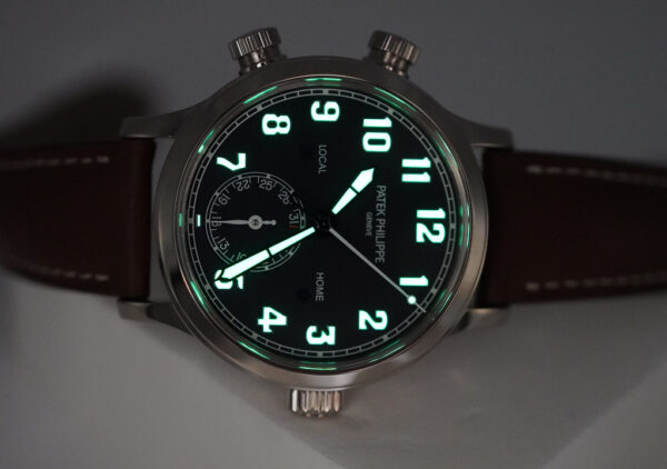 Patek PHILIPPE 7234G WHITE GOLD CALATRAVA PILOT TRAVEL TIME BLUE DIAL FULL SET - Image 11