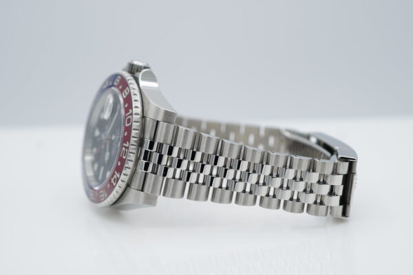 Rolex 126710BLRO PEPSI GMT MASTER II RED BLUE BEZEL JUBILEE BAND 2020 FULL SET - Image 5