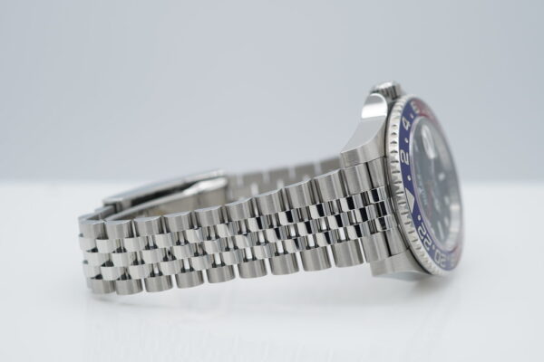 Rolex 126710BLRO PEPSI GMT MASTER II RED BLUE BEZEL JUBILEE BAND 2020 FULL SET - Image 6