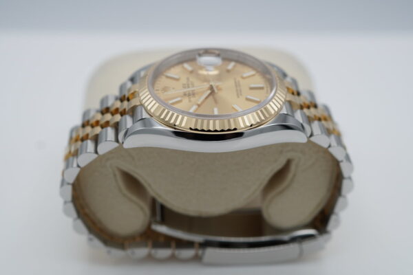 Rolex 126233 DATEJUST 36 YELLOW GOLD STEEL CHAMPAGNE DIAL JUBILEE BAND 2023 - Image 4