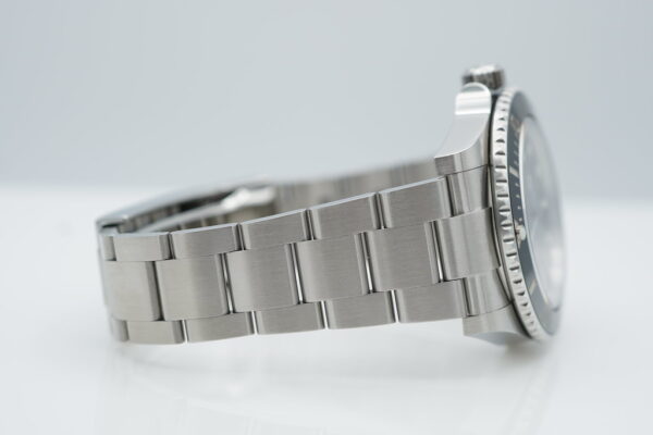 Rolex 124060 SUBMARINER NO DATE 41MM 2022 WARRANTY FULL SET - Image 6