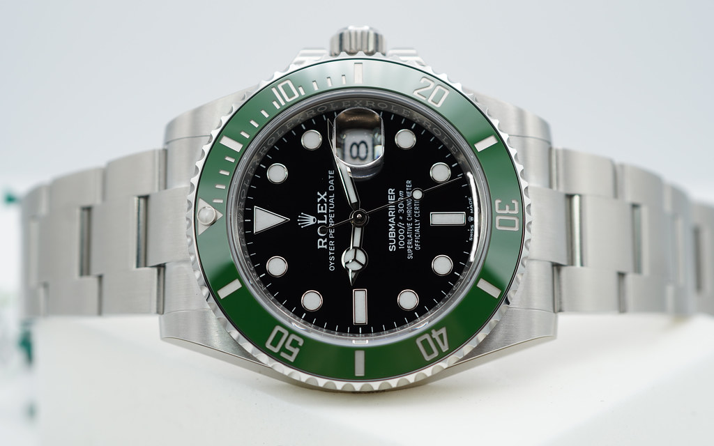 BRAND NEW Rolex 126610LV SUBMARINER GREEN MK2 BEZEL BLACK DIAL 2023 ...