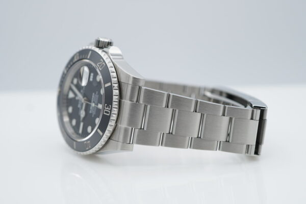 Rolex 126610LN SUBMARINER DATE 41 NEW MODEL 2022 WARRANTY FULL SET - Image 5