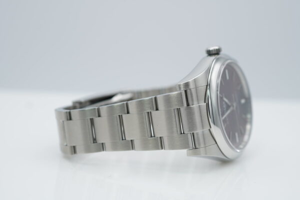 Rolex 114300 OYSTER PERPETUAL RED GRAPE DIAL 39MM COMPLETE SET - Image 6