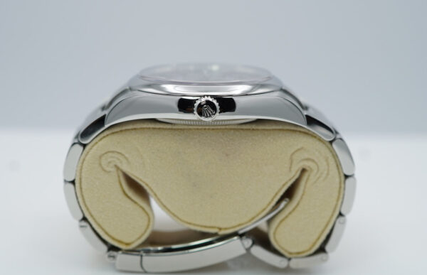 Rolex 114300 OYSTER PERPETUAL RED GRAPE DIAL 39MM COMPLETE SET - Image 3
