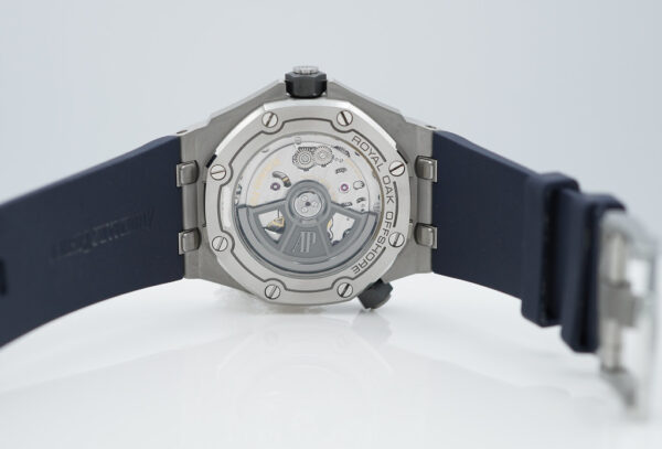 Audemars PIGUET ROYAL OAK OFFSHORE DIVER 15720ST BLUE DIAL 2022 WARRANTY FULL SET - Image 8