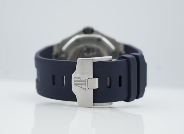 Audemars PIGUET ROYAL OAK OFFSHORE DIVER 15720ST BLUE DIAL 2022 WARRANTY FULL SET - Image 7