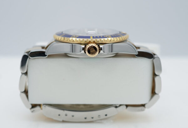 Rolex 16613LB SUBMARINER YELLOW GOLD STEEL BLUE DIAL D SERIAL FULL SET - Image 3
