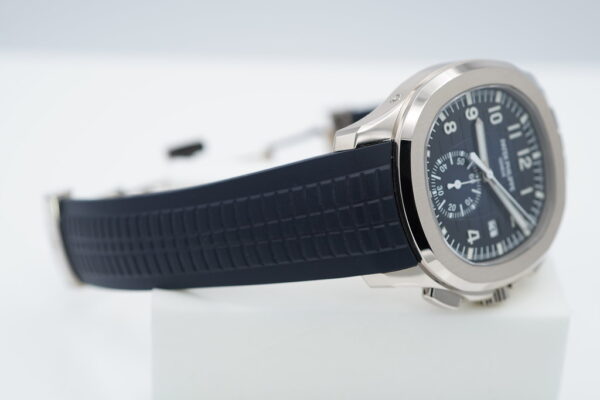Patek PHILIPPE 5968G AQUANAUT CHRONOGRAPH WHITE GOLD BLUE DIAL 2023 FULL SET - Image 5
