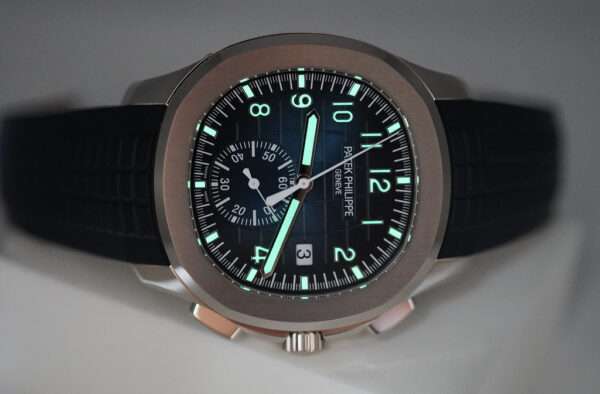 Patek PHILIPPE 5968G AQUANAUT CHRONOGRAPH WHITE GOLD BLUE DIAL 2023 FULL SET - Image 11
