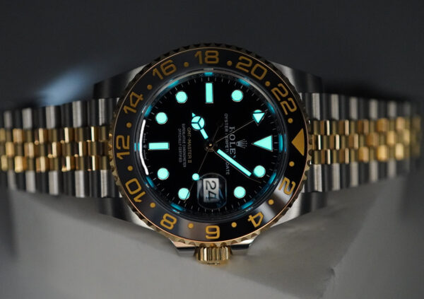 Rolex 126713GRNR GMT MASTER 2 GREY BLACK BEZEL JUBILEE BAND 2023 FULL SET - Image 11