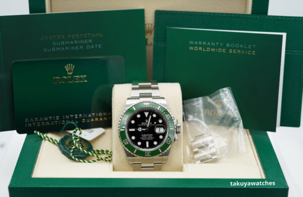 Rolex 126610LV SUBMARINER GREEN MK2 BEZEL BLACK DIAL 2023 41MM FULL SET - Image 2