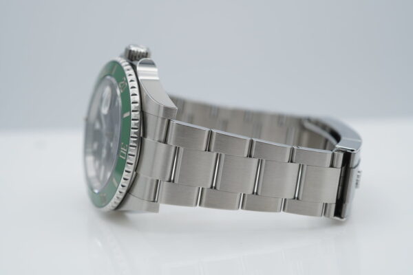 Rolex 126610LV SUBMARINER GREEN MK2 BEZEL BLACK DIAL 2023 41MM FULL SET - Image 5