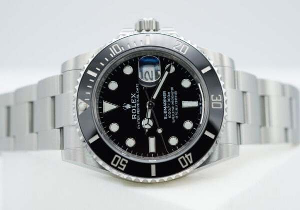 Rolex 126610LN SUBMARINER DATE 41 NEW MODEL 2023 WARRANTY COMPLETE SET - Image 10