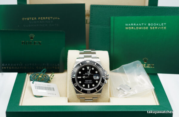 Rolex 126610LN SUBMARINER DATE 41 NEW MODEL 2023 WARRANTY COMPLETE SET - Image 2
