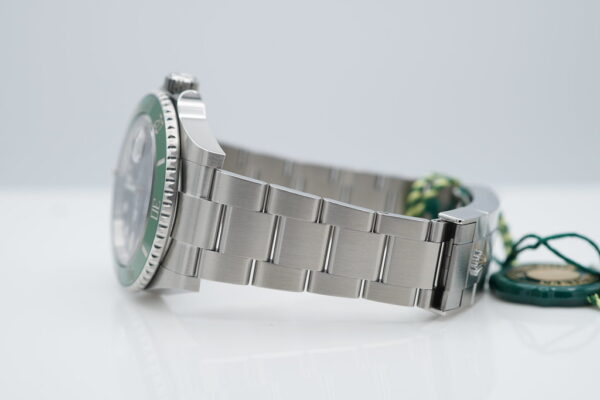 BRAND NEW Rolex 126610LV SUBMARINER GREEN MK2 BEZEL BLACK DIAL 2023 41MM FULL SET - Image 6