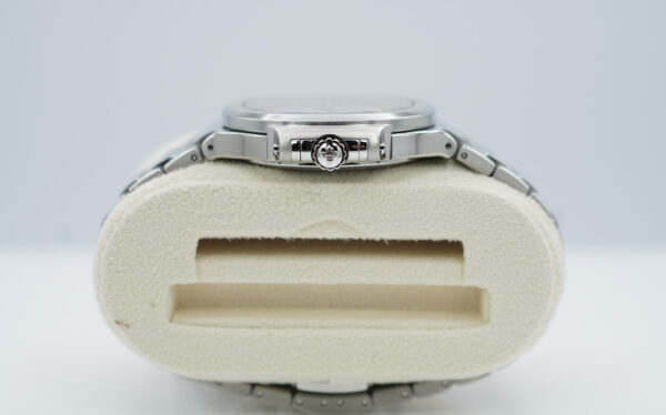 BRAND NEW Patek PHILIPPE 7118/1A NAUTILUS STAINLESS STEEL WHITE DIAL 2023 FULL SET - Image 3