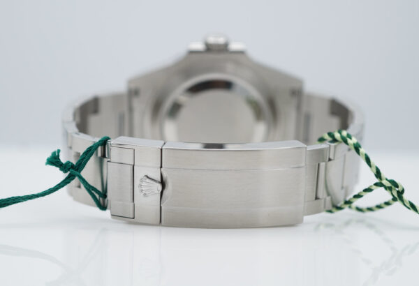 BRAND NEW Rolex 124060 SUBMARINER NO DATE 41MM 2023 WARRANTY FULL SET - Image 7