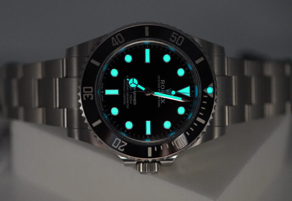 BRAND NEW Rolex 124060 SUBMARINER NO DATE 41MM 2023 WARRANTY FULL SET - Image 11