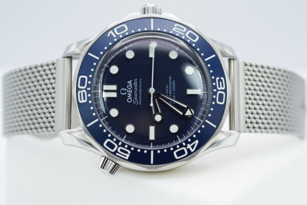 OMEGA SEAMASTER DIVER 300M 007 JAMES BOND 60th ANNIVERSARY 2023 FULL SET - Image 10