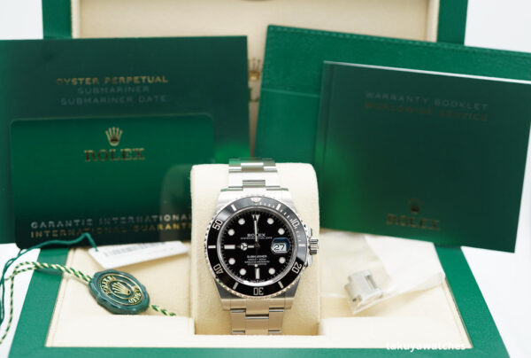 Rolex 126610LN SUBMARINER DATE 41 NEW MODEL 2023 WARRANTY COMPLETE SET - Image 2