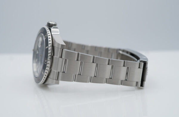 Rolex 126610LN SUBMARINER DATE 41 NEW MODEL 2023 WARRANTY COMPLETE SET - Image 5