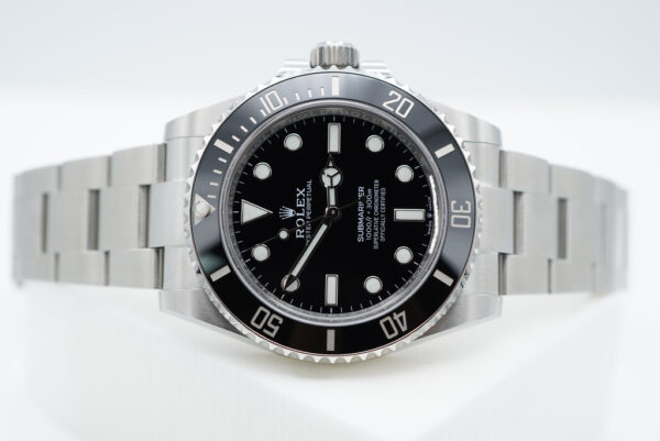 BRAND NEW Rolex 124060 SUBMARINER NO DATE 41MM 2023 WARRANTY COMPLETE SET - Image 10