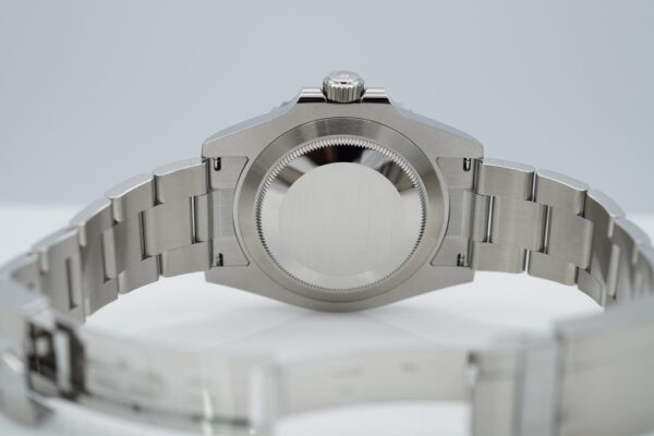 BRAND NEW Rolex 124060 SUBMARINER NO DATE 41MM 2023 WARRANTY COMPLETE SET - Image 7