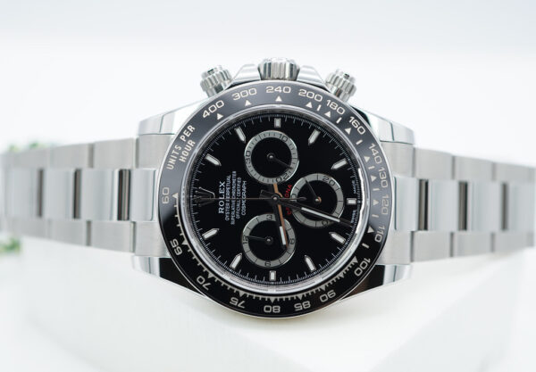 BRAND NEW Rolex 126500LN COSMOGRAPH DAYTONA BLACK DIAL NEW MODEL 2023 FULL SET - Image 10