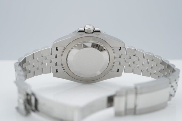 Rolex 126710BLNR GMT MASTER II BLACK BLUE BEZEL JUBILEE BAND 2022 FULL SET - Image 8