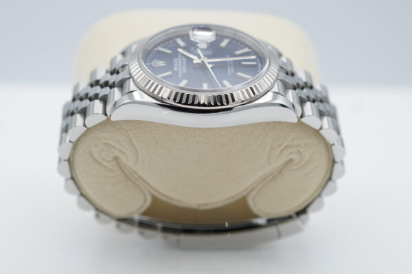Rolex 126234 DATEJUST 36 FLUTED BEZEL BLUE DIAL JUBILEE BAND COMPLETE SET - Image 4