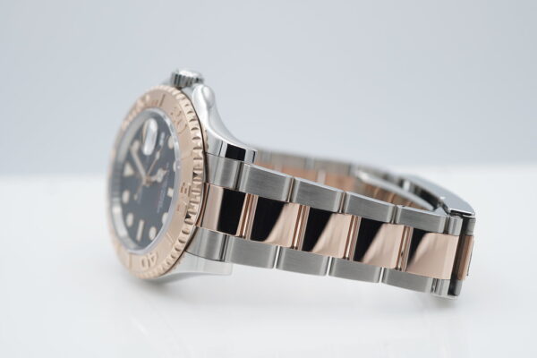 Rolex 126621 YACHTMASTER 18K ROSE GOLD STEEL BLACK DIAL 40MM 2022 FULL SET - Image 5