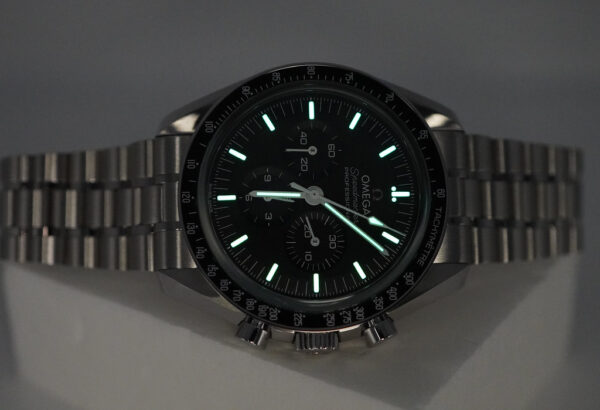 Omega SPEEDMASTER PROFESSIONAL MOONWATCH 3861 SAPPHIRE 2022 WARRANTY FULL SET - Image 11