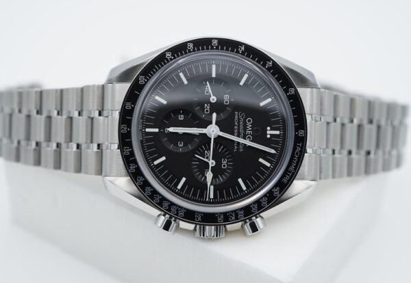 Omega SPEEDMASTER PROFESSIONAL MOONWATCH 3861 SAPPHIRE 2022 WARRANTY FULL SET - Image 9