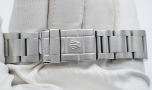 Rolex 16570 EXPLORER II 40MM POLAR WHITE DIAL LUG HOLES P SERIAL BOX PAPER - Image 7