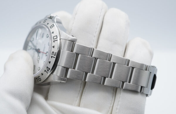 Rolex 16570 EXPLORER II 40MM POLAR WHITE DIAL LUG HOLES P SERIAL BOX PAPER - Image 5