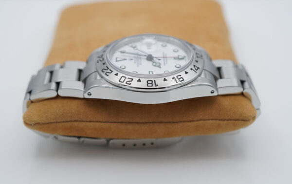 Rolex 16570 EXPLORER II 40MM POLAR WHITE DIAL LUG HOLES P SERIAL BOX PAPER - Image 4