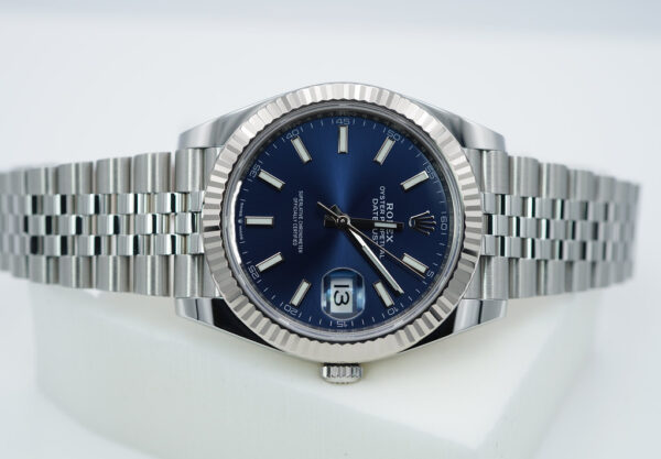 Rolex 126334 DATEJUST 41 FLUTED BEZEL BLUE STICK DIAL JUBILEE 2021 COMPLETE SET - Image 9