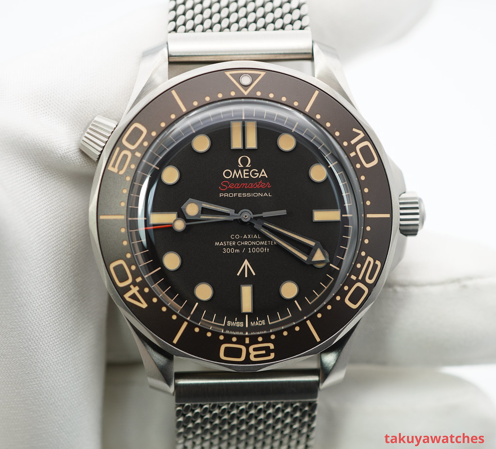 Omega SEAMASTER DIVER 300M 007 JAMES BOND NO TIME TO DIE TITANIUM