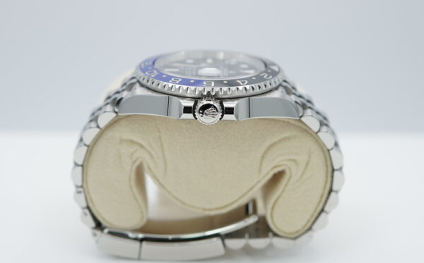 Rolex 126710BLNR GMT MASTER 2 BLACK BLUE BEZEL JUBILEE 2021 WARRANTY FULL SET - Image 4