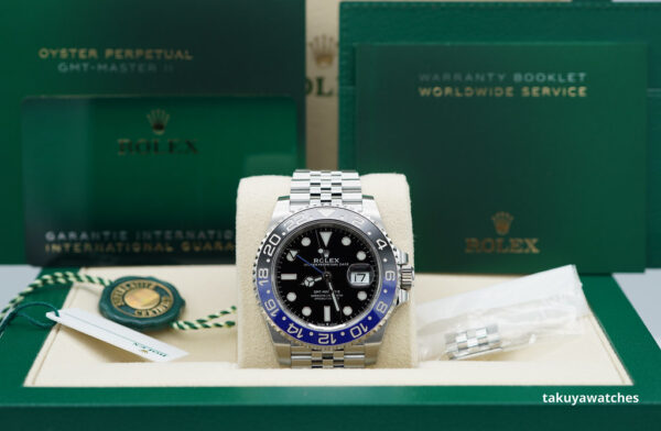 Rolex 126710BLNR GMT MASTER 2 BLACK BLUE BEZEL JUBILEE 2021 WARRANTY FULL SET - Image 2