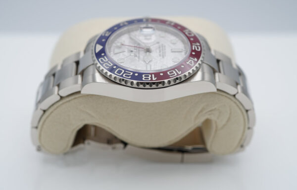 Rolex 126719BLRO GMT MASTER II WHITE GOLD PEPSI METEORITE DIAL 2021 FULL SET - Image 4
